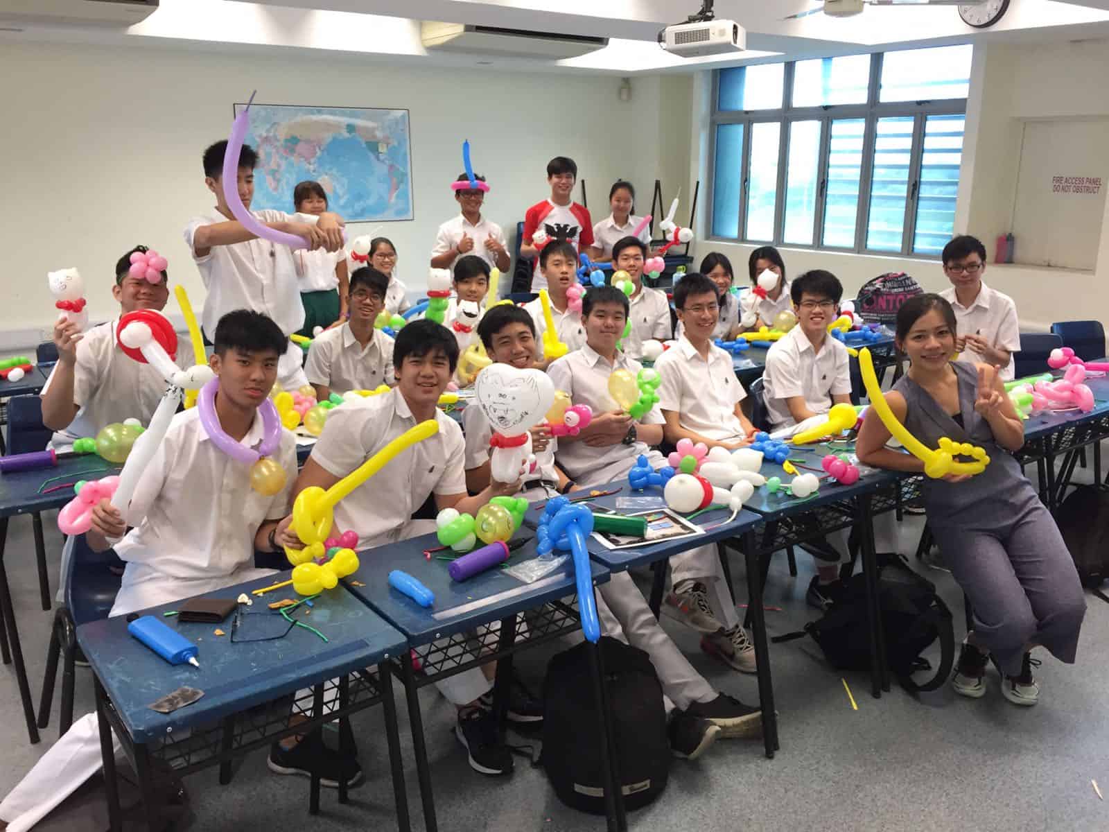 balloon twisting workshop in raffles institute